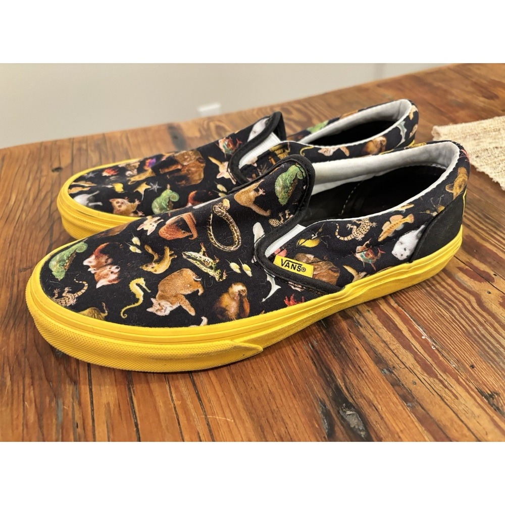 VANS x National Geographic Kids Slip-On Animal Print Black/Yellow Size 7 Fair